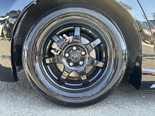 プリウス Ｇ　純正ナビ　フルセグ　Ｂｌｕｅｔｏｏｔｈ対応　バックカメラ　ビルトインＥＴＣ　クルーズコントロール　社外エアロ　オートライト　フォグ　スマートキー　プッシュスタート　プライバシーガラスセキュリティ（30枚目）