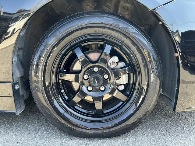 プリウス Ｇ　純正ナビ　フルセグ　Ｂｌｕｅｔｏｏｔｈ対応　バックカメラ　ビルトインＥＴＣ　クルーズコントロール　社外エアロ　オートライト　フォグ　スマートキー　プッシュスタート　プライバシーガラスセキュリティ（31枚目）