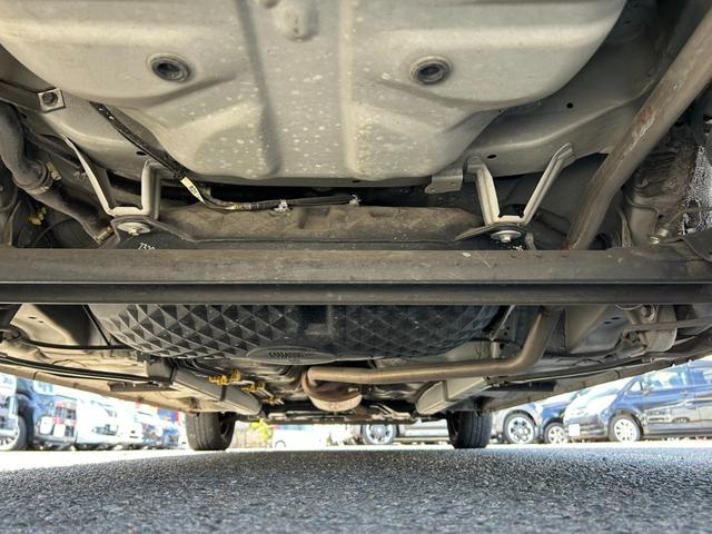 ムーヴキャンバス Ｘリミテッド　ＳＡＩＩ　ナビ／ワンセグ／Ｂｌｕｅｔｏｏｔｈ／ＤＶＤ再生／両側電動スライドドア／プッシュスタート／スマートキー／アイドリングストップ／オートライト／衝突被害軽減システム／盗難防止装置（44枚目）