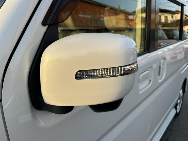 エブリイワゴン PZターボスペシャル 両側パワースライドドア オートステップ HIDヘッドライト フォグ スマートキー プッシュスタート 純正アルミ オートエアコン ウィンカーミラー 電動格納ミラー(34枚目)