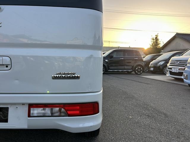 エブリイワゴン PZターボスペシャル 両側パワースライドドア オートステップ HIDヘッドライト フォグ スマートキー プッシュスタート 純正アルミ オートエアコン ウィンカーミラー 電動格納ミラー(38枚目)