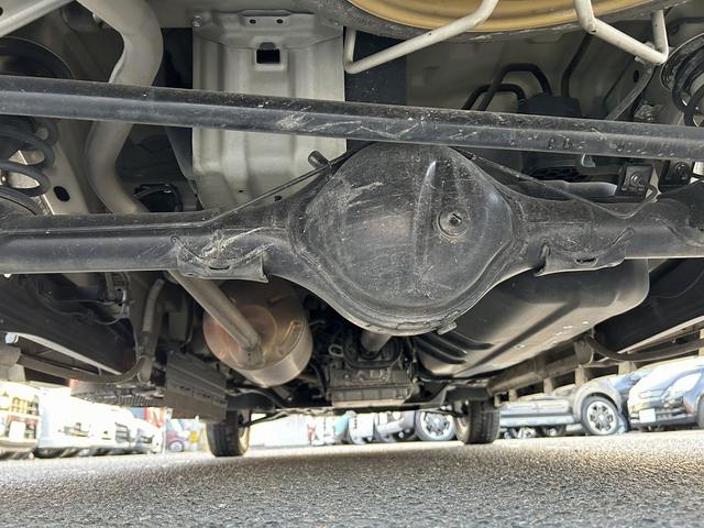 エブリイワゴン PZターボスペシャル 両側パワースライドドア オートステップ HIDヘッドライト フォグ スマートキー プッシュスタート 純正アルミ オートエアコン ウィンカーミラー 電動格納ミラー(42枚目)