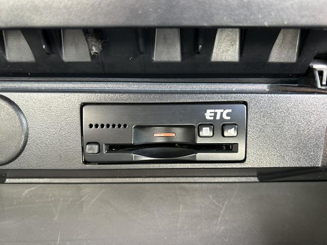 ソリオバンディット ハイブリッドＳＶ　両側パワースライドドア　衝突軽減　純正８型ナビ　フルセグ　Ｂｌｕｅｔｏｏｔｈ対応　全方位モニター　ドラレコ　ＥＴＣ　クルーズコントロール　プッシュスタート　スマートキー　プライバシーガラス（24枚目）