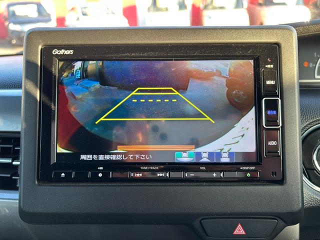 Ｎ－ＢＯＸカスタム Ｌターボ　スタイル＋ブラック　ナビ／フルセグ／バックモニター／ＥＴＣ／プッシュスタート／スマートキー／ドラレコ／両側電動スライドドア／オートライト／ＬＥＤヘッドライト／フロントフォグランプ／障害物センサー／衝突軽減システム（19枚目）