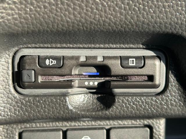 Ｎ－ＢＯＸカスタム Ｌターボ　スタイル＋ブラック　ナビ／フルセグ／バックモニター／ＥＴＣ／プッシュスタート／スマートキー／ドラレコ／両側電動スライドドア／オートライト／ＬＥＤヘッドライト／フロントフォグランプ／障害物センサー／衝突軽減システム（23枚目）