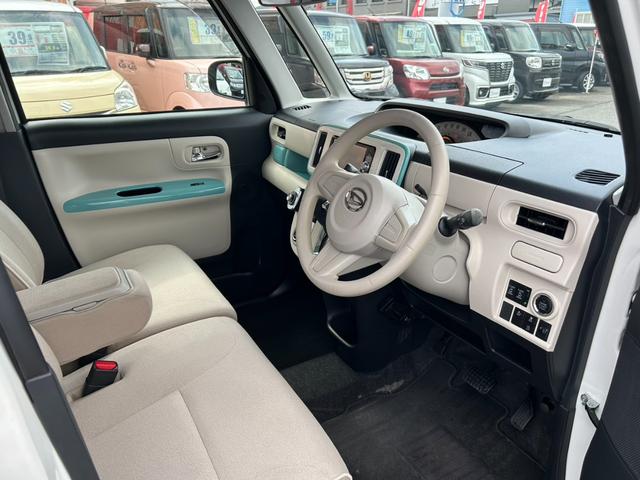 ムーヴキャンバス Ｘリミテッドメイクアップ　ＳＡＩＩ　ナビ／フルセグ／ＤＶＤ再生／Ｂｌｕｅｔｏｏｔｈ／両側電動スライドドア／ドラレコ／プッシュスタート／スマートキー／フロントフォグランプ／衝突被害軽減システム／盗難防止装置（12枚目）