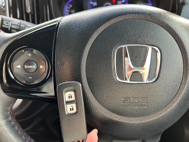 N-WGNカスタム G・Lパッケージ ナビ/ワンセグ/バックモニター/プッシュスタート/スマートキー/オートライト/HIDヘッドライト/フロントフォグランプ/社外AW/オートエアコン/盗難防止装置(23枚目)