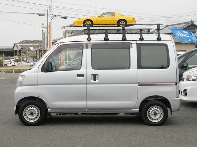 デラックス ルーフキャリア Wエアバック ETC 5速車 ヘッドライトレベライザー プライバシーガラス キーレス(18枚目)
