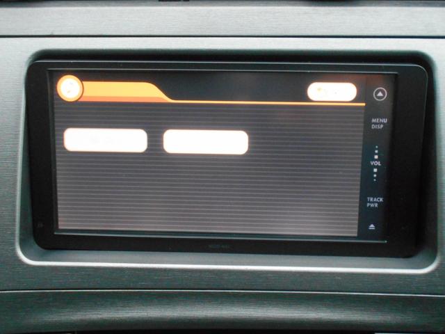 プリウスＰＨＶ Ｇ　エアロ　１８ＡＷ　ローダウン　ハーフレザーシート　クルーズコントロール　ナビ　ＤＶＤビデオ再生　Ｂｌｕｅｔｏｏｔｈオーディオ　バックカメラ　ビルトインＥＴＣ　スマートキー　キセノンオートライト（14枚目）