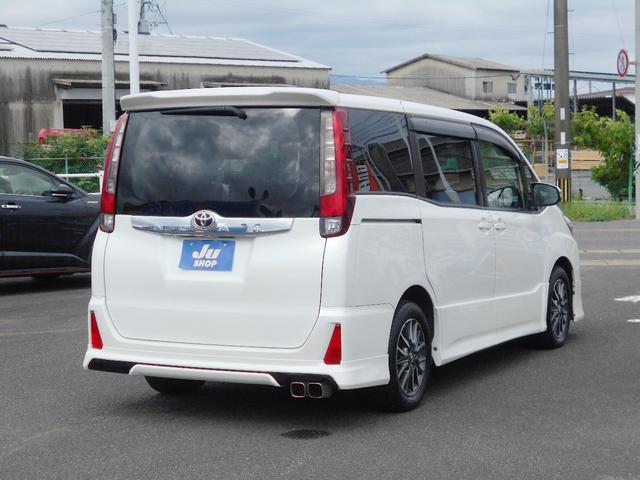 ノア Ｓｉ　１０型ナビ　フリップダウンモニター　ＤＶＤビデオ再生　ＣＤ録音　Ｂｌｕｅｔｏｏｔｈ　フルセグＴＶ　バックカメラ　両側パワースライドドア　モデリスタエアロ　ステリモ　クルコン　レザー調シートカバー（32枚目）