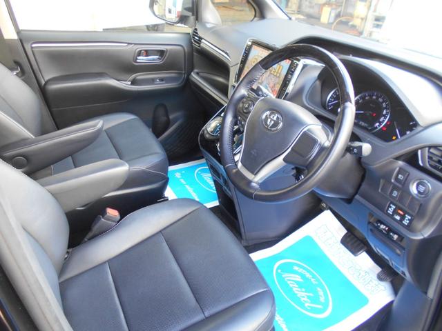 エスクァイア Ｇｉ　１０型ナビ　ＤＶＤ再生　ＣＤ録音　フルセグ　Ｂｌｕｅｔｏｏｔｈ　レザーシート　コンビハンドル＆ノブ　ＬＥＤオートライト　モデリスタエアロ＆マフラー　１８ＡＷ　両側パワスラ　クルコン　シートヒーター（14枚目）