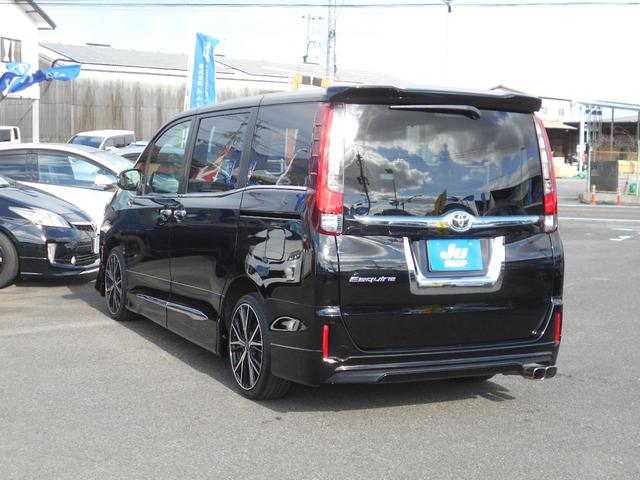 エスクァイア Ｇｉ　１０型ナビ　ＤＶＤ再生　ＣＤ録音　フルセグ　Ｂｌｕｅｔｏｏｔｈ　レザーシート　コンビハンドル＆ノブ　ＬＥＤオートライト　モデリスタエアロ＆マフラー　１８ＡＷ　両側パワスラ　クルコン　シートヒーター（26枚目）