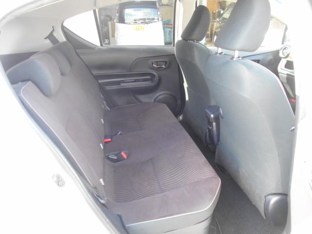 アクア Ｇ　ナビ　ＤＶＤビデオ再生　ＣＤ録音　フルセグＴＶ　Ｂｌｕｅｔｏｏｔｈオーディオ　ステリモ　バックカメラ　キセノンオートライト　トヨタセーフティセンス　クルコン　ビルトインＥＴＣ　スマートキー（18枚目）