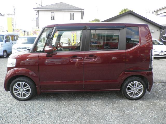 Ｎ－ＢＯＸ Ｇ　ＳＳパッケージ　車検２年付　両側電動スライドドア　純正アルミ　バックカメラ　シートヒーター　ナビ　ＴＶ　Ｂｌｕｅｔｏｏｔｈ接続　ＣＤ　ＤＶＤ　　オートライト　電動格納ミラー　スマートキー　アイドリングストップ（9枚目）