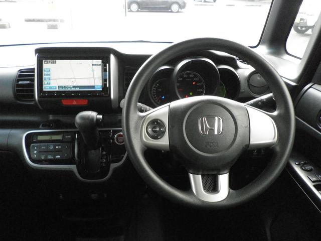 Ｎ－ＢＯＸ Ｇ　ＳＳパッケージ　車検２年付　両側電動スライドドア　純正アルミ　バックカメラ　シートヒーター　ナビ　ＴＶ　Ｂｌｕｅｔｏｏｔｈ接続　ＣＤ　ＤＶＤ　　オートライト　電動格納ミラー　スマートキー　アイドリングストップ（13枚目）