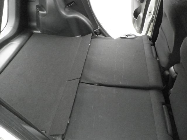 フィットハイブリッド スマートセレクション　バックカメラ　ナビ　ＴＶ　Ｂｌｕｅｔｏｏｔｈ接続　ＣＤ　ＤＶＤ　社外アルミホイール　オートライト　スマートキー　キーレスエントリー　電動格納ミラー　衝突安全ボディ　盗難防止システム（33枚目）