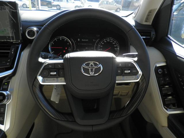 ランドクルーザー ＺＸ　サンルーフ　車庫保管　ＪＢＬプレミアムサウンド　本革シート　純正ナビ　クリアランスソナー　電動シート　電動リアゲート　シートヒーター　シートベンチレーション　ＬＥＤヘッドランプ　電動格納サードシート（17枚目）