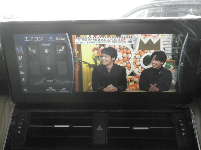 ランドクルーザー ＺＸ　サンルーフ　車庫保管　ＪＢＬプレミアムサウンド　本革シート　純正ナビ　クリアランスソナー　電動シート　電動リアゲート　シートヒーター　シートベンチレーション　ＬＥＤヘッドランプ　電動格納サードシート（19枚目）