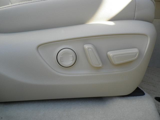 ランドクルーザー ＺＸ　サンルーフ　車庫保管　ＪＢＬプレミアムサウンド　本革シート　純正ナビ　クリアランスソナー　電動シート　電動リアゲート　シートヒーター　シートベンチレーション　ＬＥＤヘッドランプ　電動格納サードシート（34枚目）