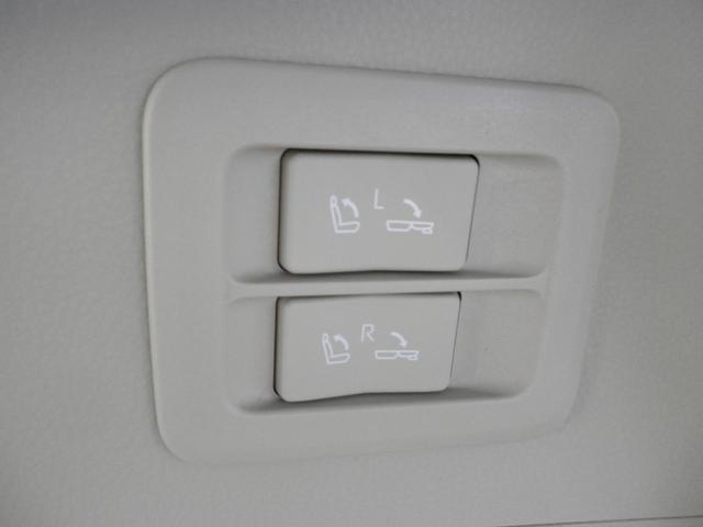 ランドクルーザー ＺＸ　サンルーフ　車庫保管　ＪＢＬプレミアムサウンド　本革シート　純正ナビ　クリアランスソナー　電動シート　電動リアゲート　シートヒーター　シートベンチレーション　ＬＥＤヘッドランプ　電動格納サードシート（47枚目）