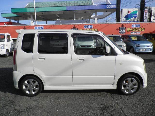 ワゴンＲ ＦＸ－Ｓリミテッド　キーレスエントリー　盗難防止システム　衝突安全ボディ　電動格納ミラー　ＣＤ　パワーステアリング　ＡＢＳ　ＥＳＣ（5枚目）