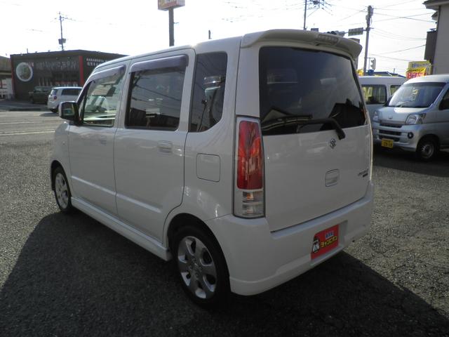 ワゴンＲ ＦＸ－Ｓリミテッド　キーレスエントリー　盗難防止システム　衝突安全ボディ　電動格納ミラー　ＣＤ　パワーステアリング　ＡＢＳ　ＥＳＣ（8枚目）