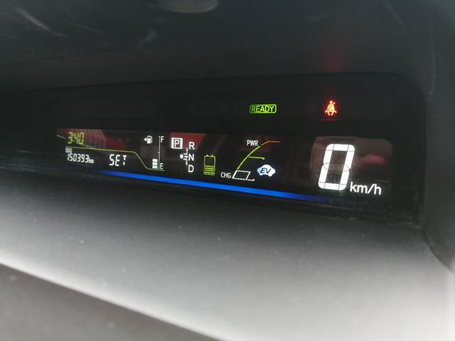 プリウスアルファ Ｓツーリングセレクション　バックカメラ　Ｂｌｕｅｔｏｏｔｈ接続　ＬＥＤヘッドランプ　ナビ　ＣＤ　ＤＶＤ　スマートキー　キーレスエントリー　衝突安全ボディ　盗難防止システム　電動格納ミラー　ＡＢＳ（14枚目）