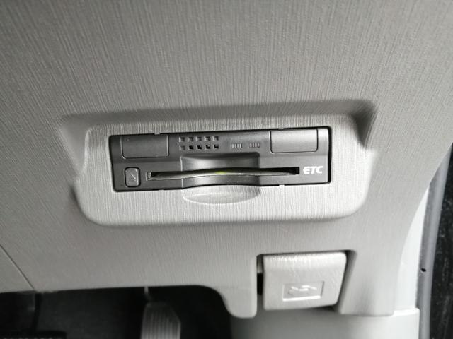 プリウスアルファ Ｓツーリングセレクション　バックカメラ　Ｂｌｕｅｔｏｏｔｈ接続　ＬＥＤヘッドランプ　ナビ　ＣＤ　ＤＶＤ　スマートキー　キーレスエントリー　衝突安全ボディ　盗難防止システム　電動格納ミラー　ＡＢＳ（22枚目）