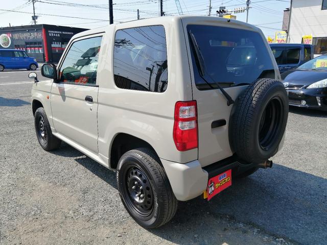 �A�[�X�J���[�őS�h����