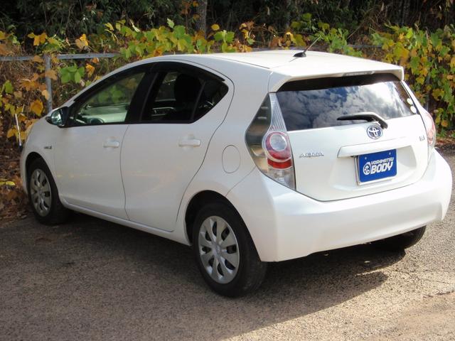 アクア Ｓ　ＨＶバッテリーリビルト交換済み　地デジナビ　Ｂカメ　ＥＴＣ（10枚目）