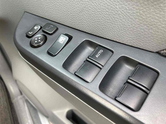 ＡＺワゴン ＸＧ　キーレスエントリー　電動格納ミラー　ＭＴ　盗難防止システム　ＣＤ　アルミホイール　衝突安全ボディ　エアコン　パワーステアリング　パワーウィンドウ（11枚目）