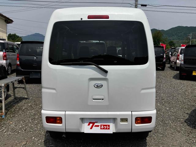 ハイゼットカーゴ 　軽バン　ＡＴ　両側スライドドア　キーレスエントリー　電動格納ミラー　エアコン　パワーウィンドウ　運転席エアバッグ　助手席エアバッグ　ＣＤ（17枚目）