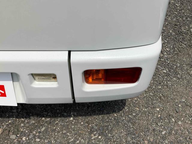 ハイゼットカーゴ 　軽バン　ＡＴ　両側スライドドア　キーレスエントリー　電動格納ミラー　エアコン　パワーウィンドウ　運転席エアバッグ　助手席エアバッグ　ＣＤ（22枚目）