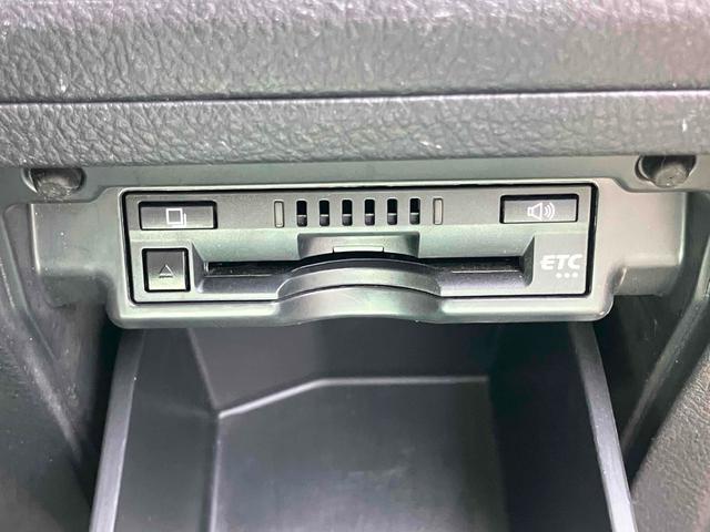 ヴェルファイア ２．４Ｚ　プラチナセレクションＩＩ　ドライブレコーダー　ＥＴＣ　バックカメラ　ナビ　ＴＶ　クリアランスソナー　オートクルーズコントロール　両側スライド　ＨＩＤ　スマートキー　電動格納ミラー　後席モニター　３列シート　オットマン（8枚目）