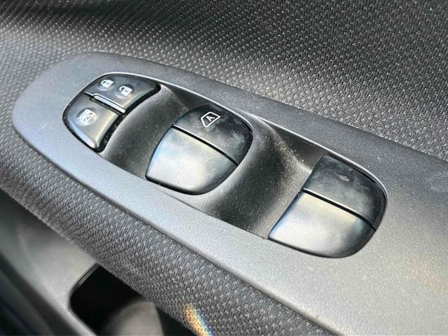 セレナ ハイウェイスター S-ハイブリッド Vセレクション ETC バックカメラ ナビ TV オートクルーズコントロール 両側電動スライドドア オートライト HID スマートキー アイドリングストップ 電動格納ミラー 後席モニター 3列シート CVT(10枚目)