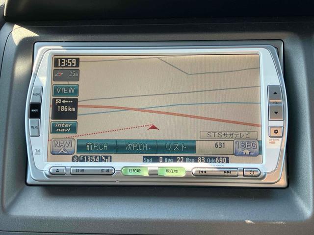 クロスロード 　４ＷＤ　ＥＴＣ　ナビ　ＴＶ　オートライト　スマートキー　ＡＴ　盗難防止システム　衝突安全ボディ　ＣＤ　ＤＶＤ再生　Ｂｌｕｅｔｏｏｔｈ　ＡＢＳ　エアコン　パワーステアリング　パワーウィンドウ（4枚目）