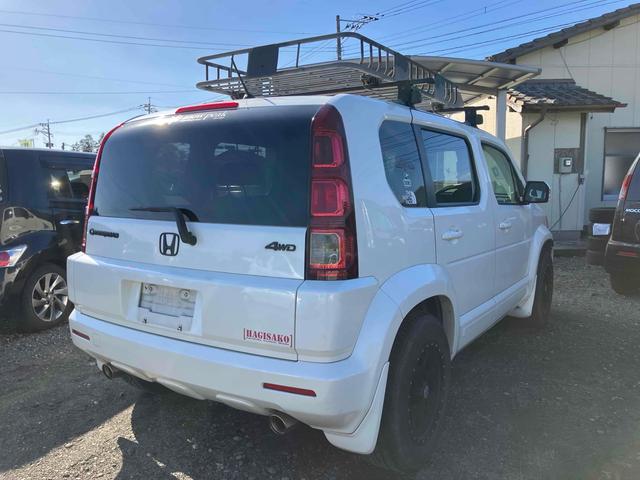 クロスロード 　４ＷＤ　ＥＴＣ　ナビ　ＴＶ　オートライト　スマートキー　ＡＴ　盗難防止システム　衝突安全ボディ　ＣＤ　ＤＶＤ再生　Ｂｌｕｅｔｏｏｔｈ　ＡＢＳ　エアコン　パワーステアリング　パワーウィンドウ（14枚目）