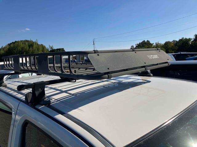 クロスロード 　４ＷＤ　ＥＴＣ　ナビ　ＴＶ　オートライト　スマートキー　ＡＴ　盗難防止システム　衝突安全ボディ　ＣＤ　ＤＶＤ再生　Ｂｌｕｅｔｏｏｔｈ　ＡＢＳ　エアコン　パワーステアリング　パワーウィンドウ（18枚目）