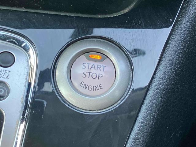 セレナ ハイウェイスター S-ハイブリッド ETC バックカメラ ナビ TV オートクルーズコントロール 両側スライド・片側電動 オートライト スマートキー 電動格納ミラー 3列シート ウォークスルー CVT アルミホイール CD DVD再生(8枚目)