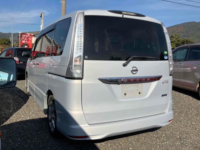 セレナ ハイウェイスター S-ハイブリッド ETC バックカメラ ナビ TV オートクルーズコントロール 両側スライド・片側電動 オートライト スマートキー 電動格納ミラー 3列シート ウォークスルー CVT アルミホイール CD DVD再生(16枚目)