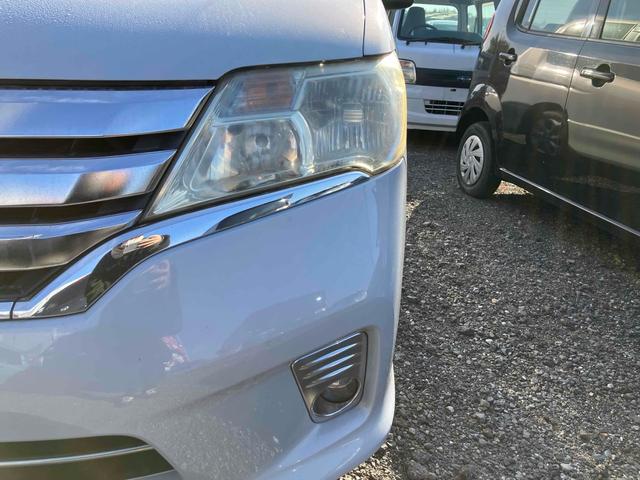 セレナ ハイウェイスター S-ハイブリッド ETC バックカメラ ナビ TV オートクルーズコントロール 両側スライド・片側電動 オートライト スマートキー 電動格納ミラー 3列シート ウォークスルー CVT アルミホイール CD DVD再生(31枚目)