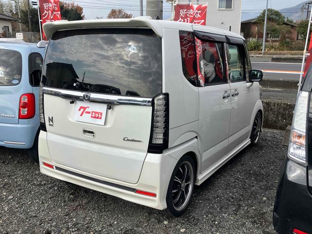 Ｎ－ＢＯＸカスタム Ｇ・Ｌパッケージ　バックカメラ　両側スライド・片側電動　ナビ　ＴＶ　オートライト　ＨＩＤ　スマートキー　アイドリングストップ　電動格納ミラー　ベンチシート　ＣＶＴ　盗難防止システム　ＡＢＳ　ＥＳＣ　ＣＤ　ＤＶＤ再生（17枚目）