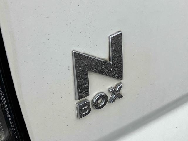 Ｎ－ＢＯＸカスタム Ｇ・Ｌパッケージ　バックカメラ　両側スライド・片側電動　ナビ　ＴＶ　オートライト　ＨＩＤ　スマートキー　アイドリングストップ　電動格納ミラー　ベンチシート　ＣＶＴ　盗難防止システム　ＡＢＳ　ＥＳＣ　ＣＤ　ＤＶＤ再生（21枚目）