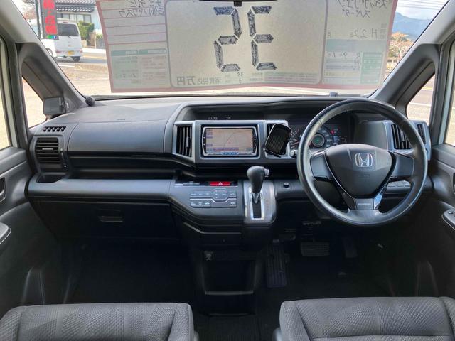 ステップワゴンスパーダ Ｚ　ＥＴＣ　バックカメラ　ナビ　ＴＶ　両側電動スライドドア　ＨＩＤ　スマートキー　電動格納ミラー　３列シート　フルフラット　ＣＶＴ　アルミホイール　ＣＤ　ＤＶＤ再生　ＵＳＢ　Ｂｌｕｅｔｏｏｔｈ（2枚目）