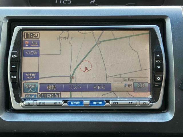 ステップワゴンスパーダ Ｚ　ＥＴＣ　バックカメラ　ナビ　ＴＶ　両側電動スライドドア　ＨＩＤ　スマートキー　電動格納ミラー　３列シート　フルフラット　ＣＶＴ　アルミホイール　ＣＤ　ＤＶＤ再生　ＵＳＢ　Ｂｌｕｅｔｏｏｔｈ（4枚目）
