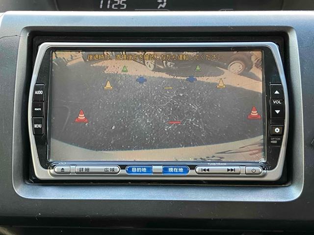 ステップワゴンスパーダ Ｚ　ＥＴＣ　バックカメラ　ナビ　ＴＶ　両側電動スライドドア　ＨＩＤ　スマートキー　電動格納ミラー　３列シート　フルフラット　ＣＶＴ　アルミホイール　ＣＤ　ＤＶＤ再生　ＵＳＢ　Ｂｌｕｅｔｏｏｔｈ（6枚目）