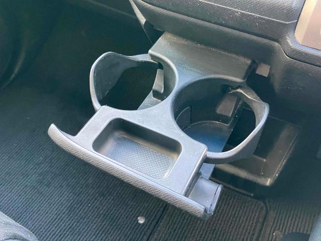 ステップワゴンスパーダ Ｚ　ＥＴＣ　バックカメラ　ナビ　ＴＶ　両側電動スライドドア　ＨＩＤ　スマートキー　電動格納ミラー　３列シート　フルフラット　ＣＶＴ　アルミホイール　ＣＤ　ＤＶＤ再生　ＵＳＢ　Ｂｌｕｅｔｏｏｔｈ（39枚目）