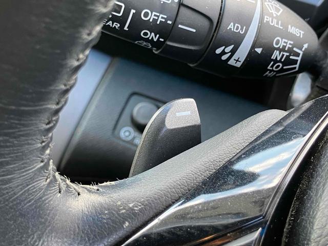 ステップワゴンスパーダ Ｚ　ＥＴＣ　バックカメラ　ナビ　ＴＶ　両側電動スライドドア　ＨＩＤ　スマートキー　電動格納ミラー　３列シート　フルフラット　ＣＶＴ　アルミホイール　ＣＤ　ＤＶＤ再生　ＵＳＢ　Ｂｌｕｅｔｏｏｔｈ（42枚目）