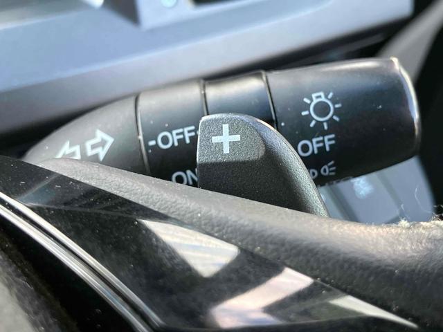 ステップワゴンスパーダ Ｚ　ＥＴＣ　バックカメラ　ナビ　ＴＶ　両側電動スライドドア　ＨＩＤ　スマートキー　電動格納ミラー　３列シート　フルフラット　ＣＶＴ　アルミホイール　ＣＤ　ＤＶＤ再生　ＵＳＢ　Ｂｌｕｅｔｏｏｔｈ（43枚目）