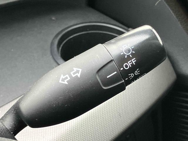 フリード Ｇ　ハイウェイエディション　ＥＴＣ　バックカメラ　ナビ　ＴＶ　両側スライド・片側電動　ＨＩＤ　キーレスエントリー　電動格納ミラー　３列シート　ＣＶＴ　アルミホイール　ＣＤ　衝突安全ボディ　ＡＢＳ　エアコン　パワーステアリング（39枚目）